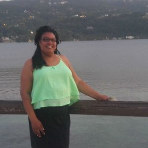 Meet your Posher, Danyelle